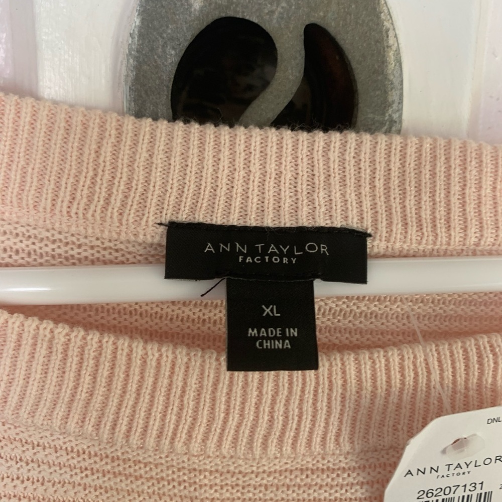 🌷🌷 Ann Taylor Ribbed Style Sweater- Size XL - Picture 5 of 8